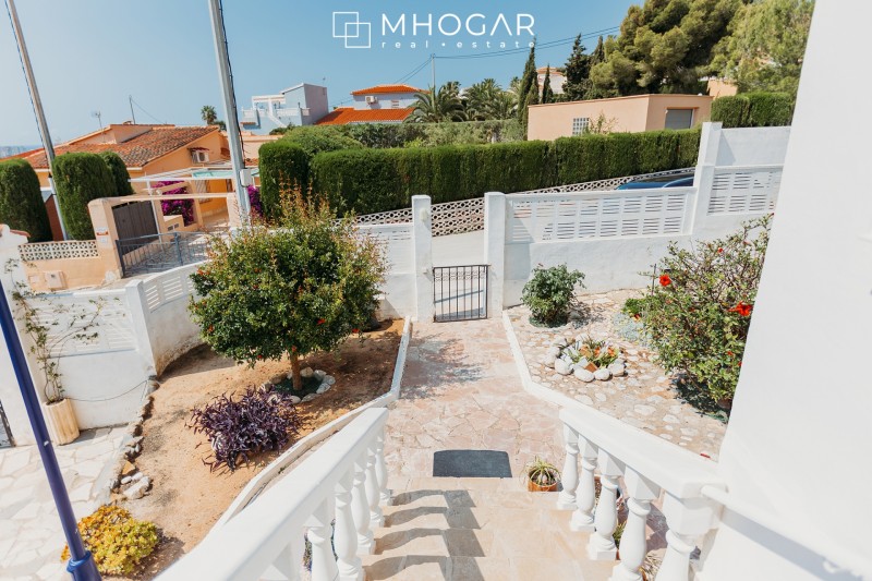 Calpe-Casa hermosa con vistas al mar y Peñón de Ifach a la venta